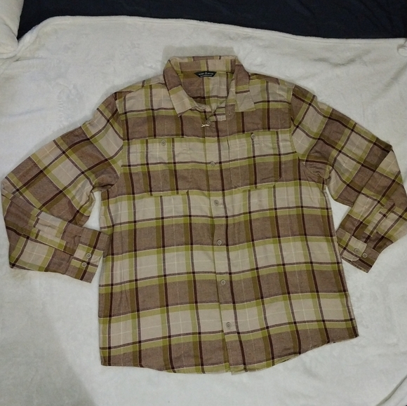 Alpine Design Long Sleeve button-up Flannel - Picture 4 of 11